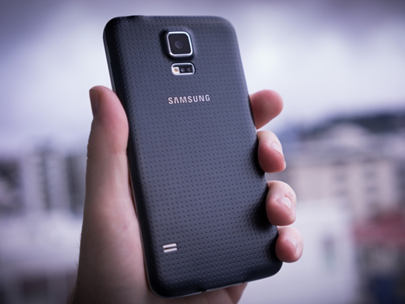 كيف تستخدم ميزة رقم الطوارئ في سامسونج Galaxy S5؟